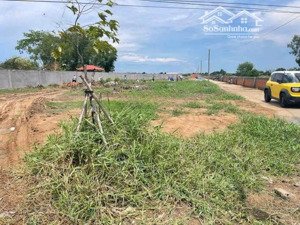 đối diện kcn an nghiệp , thành phố sóc trăng , vị trí an cư dân cư đông đúc chỉ 585tr , đất có sổ.