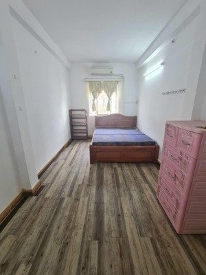 cần bán gấp căn hộ miếu nổi ( bình thạnh ) shr bao phí sang tên