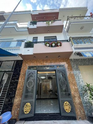 nhà đẹp tìm chủ mới - ngã tư bình chuẩn, bình dương