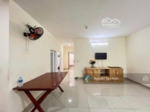 ra tòa chia tài sản bán căn hộ oriental plaza, dt 83m2, 2pn, 2wc giá 1ty690