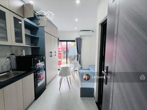 lãi suất 14%năm, tòa ccmn nhỉnh 11 tỷ duy nhất tại cầu giấy, 11 phòng, dt 800tr/năm, nhanh tay