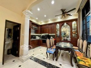 bán nhà bồ đề long biên - xây mới 6 tầng thang - mặt tiền rộng thoáng sáng - full nội thất