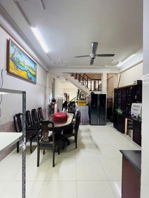 bán nhà 3 lầu 100m2, 12,6 tỷ tại đường 297, phước long b, q9, hcm