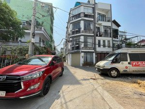 ngộp bán 100m2 đất khu đồng bộ đẹp p6 gò vấp. hẻm xe hơi. giá chỉ 8tỷ8 thương lượng. lh 