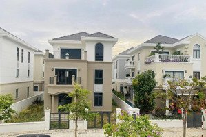 tôi chính chủ cần bán gấp căn biệt thự aqua city grand villa 300m. giá bán 12.5 tỷ.