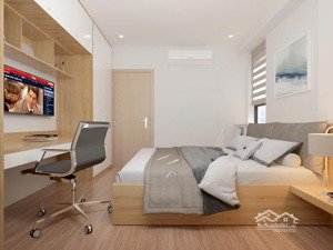 no08 giang biên 72 m thiêt kế 2pn 2 vs full nội thất , đẹp mới tinh lh 