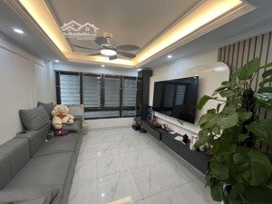 hiếm có nhà đẹp kim giang cần bán dt 42m x 6 tầng giá 8,2 tỷ