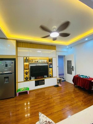 chính chủ cần bán căn hộ ct4 xa la, dt 63m2, 2pn, 2vs, tầng trung, giá cực tốt, lh 