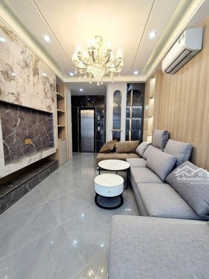 hoa hậu đội cấn - 6 tầng thang máy - nội thất siêu sang - 10m ra mặt phố - đẹp nhất ba đình.