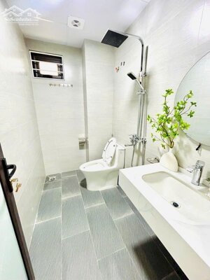 Lô góc, Xuân Phương, Nam Từ Liêm, 5 tầng, 3 ngủ, giá 6.500 tỷ