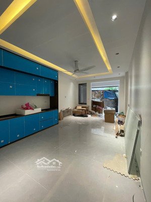 hoa hậu 3 bước ra phố định công hạ hoàng mai, nhà mới xây, thang máy xịn, mặt tiền khủng nhỉnh 10tỷ