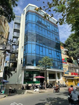 cho thuê nhà 718 720a sư vạn hạnh q10. gần ngã tư đường 3 tháng 2.