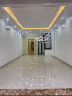 nhà đẹp nam từ liêm 40m x 6 tầng thang máy.ô tô đỗ cửa, ngõ thông. gần đại học giá chỉ hơn 8 tỷ