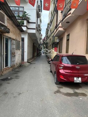 căn góc ô tô tránh ngô quyền47m2 căn góc giá đầu tư 9.8 tỷ