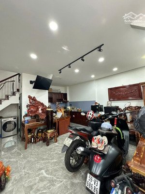 bán nhà đẹp lung linh ngay phú nhuận 2 tầng 37m tặng nội thất chỉ 6.3 tỷ