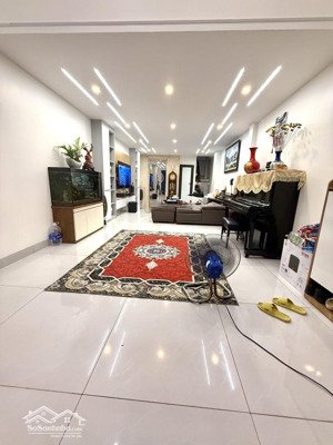 nhà định công, 48m2 6 tầng giá hơn 10 tỷ thang máy hoàng mai, mt rộng