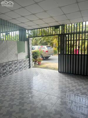 BÁN NHÀ CÓ SÂN RỘNG ĐẬU Ô TÔ, CÓ SỞ HỮU NHÀ, KHU DÂN CƯ HOÀNG HẢO PHƯỜNG THANH ĐỨC, VĨNH LONG