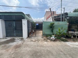 chủ cần bán gấp căn nhà góc 2 nhánh đường 20a phường tam long tphcm (hoà long)