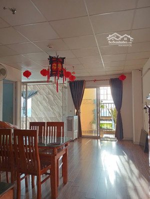 cần bán gấp căn góc chung cư kcn hoà khánh 2pn 54.9m2 toà b1 full nội thất - sang tên ngay