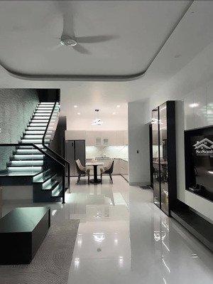 bán nhà hxh đường bạch đằng bình thạnh 3pn cho thuê 28tr/tháng giá chỉ 4ty690