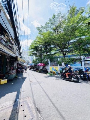 chính chủ bán mặt tiền kinh doanh 2 tầng ngô tất tố bình thạnh 80m2 tiện xây mới 15.x tỉ còn tl