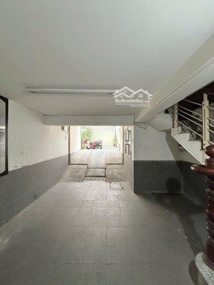 phú nhuận. khu vip mt đường hoa lan, 5 tầng có hầm để xe ( dt 4.5x12 ) chỉ 18,35 tỷ