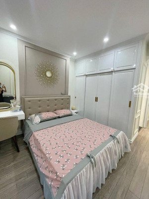 bán căn hộ chung cư hei tower, ngụy như kon tum, 80m2 2 ngủ full đồ,giá rẻ.lh: 