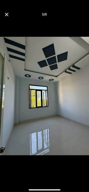 kẹt vốn bán nhà đường lê văn lương tân quy quận 7 ,70m2, giá 3ty120 có sổ lh vân xem