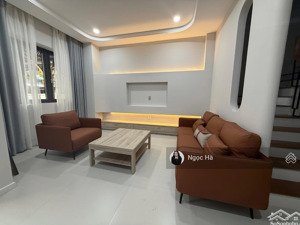 nhà cho thuê full nội thất đầy đủ nội thất , năm toạ lạc tại kcn vsip 2 bình dương