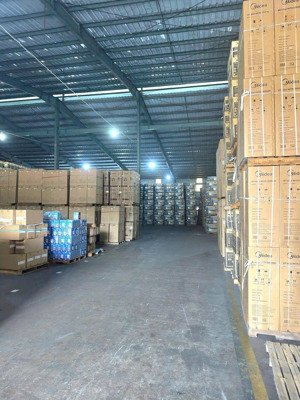 cho thuê kho chuẩn từ 2000m2 đến 5000m2 ngay kcn long bình,biên hòa 2,đồng nai.