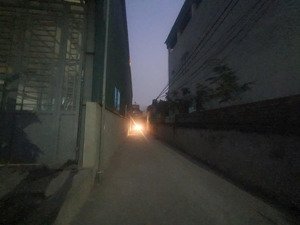 mặt phố ô tô tránh sẵn kho xưởng, kinh doanh đỉnh, lô góc vỉa hè ô tô đỗ cửa