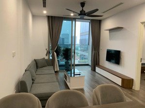 cần cho thuê căn 2pn toà the nine phạm văn đồng