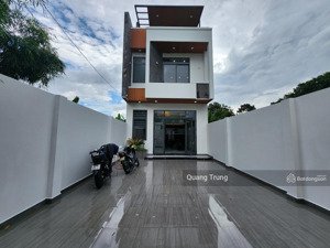nhà đẹp giá tốt 1/nguyễn bình p phú lợi tp hcm cách trường chợ ub 500m