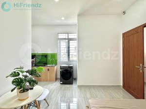 phòng 35m2 cửa sổ lớn máy giặt riêng full nội thất ngay phan xích long gần quận 1 3 lh 