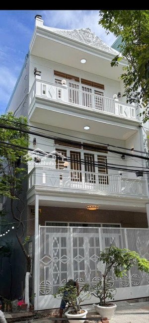 bán nhà đường thế lữ, 8,7 tỷ, 93m2, 5pn, 6wc, 3 tầng, đông nam, sơn trà, đà nẵng