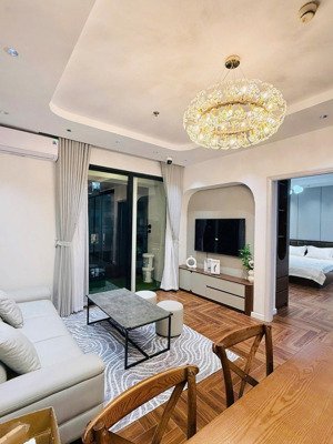một không gian đáng sống, sở hữu ngay căn hộ 76m full đồ, có slot oto, liên hệ em 24/7: 