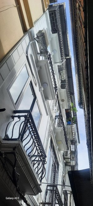 nhà đẹp ngõ rộng - ô tô đỗ cửa - 20m xe tải tránh .