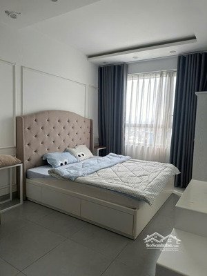 chính chủ cho thuê căn hộ the everrich infiniti ,75m2,2pn,2wc, giá 17tr/th. lh phát