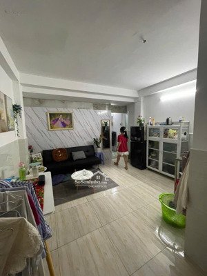 cho thuê phòng hẻm đẹp 305 tân sơn nhì,ngay công viên nguyễn thế truyện.dt:40m2.chỉ 3,5 triệu