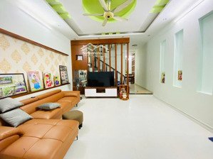 bán nhà 1t1l 1 tum, trương công định p7, trung tâm vũng tàu