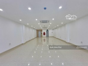 (hai mặt tiền) bán nhà phố hoàng quốc việt 68m2 mt: 5.2m x 6t thang mấy - vị trí vô cùng đắc địa