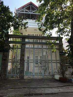 chính chủ bán nhà nguyên căn khu tái định cư phú mỹ quận 7,90m2, khu dân cư đông đúc,phong thủy tốt