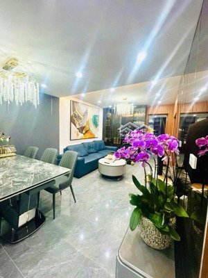 cho thuê căn hộ tập thể trung tự - tầng 5 - 90m² - giá chỉ 11 triệu/tháng