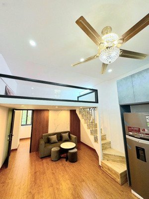 quá hiếm bán nhà cc mới đẹp đền lừ 50m2, tầng 2, gần hồ đền lừ, view khu đô thị, giá 2,8 tỷ