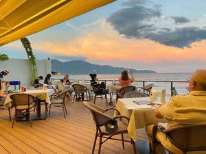 bán nhà hàng mặt biển võ nguyên giáp sát nhà hàng for you vị trí vàng kinh doanh