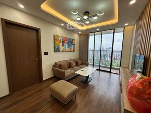 chính chủ cần cho thuê căn 3pn, 2wc, 95m2 full đồ đẹp, toà n01t1 ngoại giao đoàn, 15tr, 