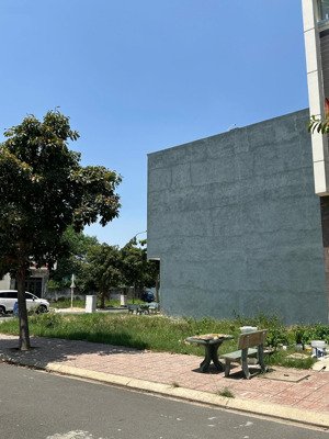 chỉ nhỉnh 1,29 tỷ sở hữu đất p.an phú,tp.thuận an cách vòng xoay an phú 300m.sổ hồng riêng,đường 7m