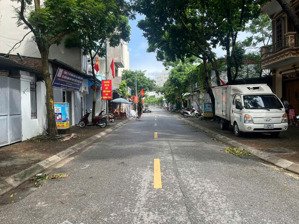 bán 93,6m2 đất mặt đường nguyễn văn hưởng, giang biên, long biên, hà nội, giá 31.6 tỷ