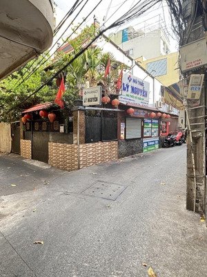 gần mặt tiền - ngang 5,5 x 15m - hẻm thông - 87m2 - trệt lầu - 4pn - bạch đằng - p15 bình thạnh