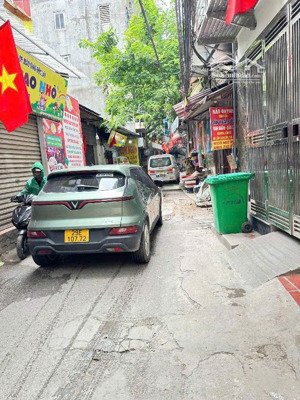 siêu phẩm mễ trì hạ cách ô tô tránh chỉ 20m nhà đẹp ở ngay full nội thất đầu tư hay ở đều siêu lời